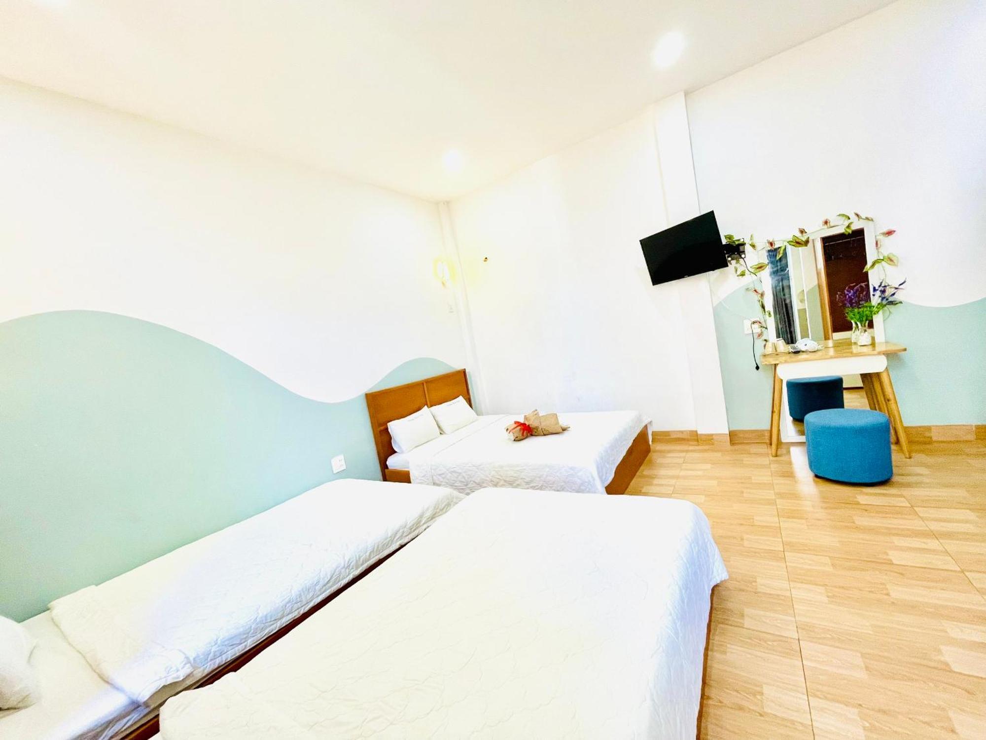 Moon'S House Homestay Куинён Экстерьер фото