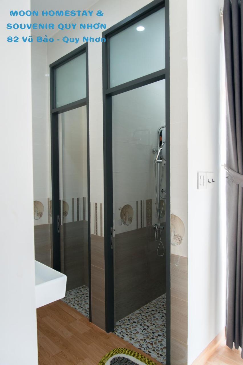 Moon'S House Homestay Куинён Экстерьер фото